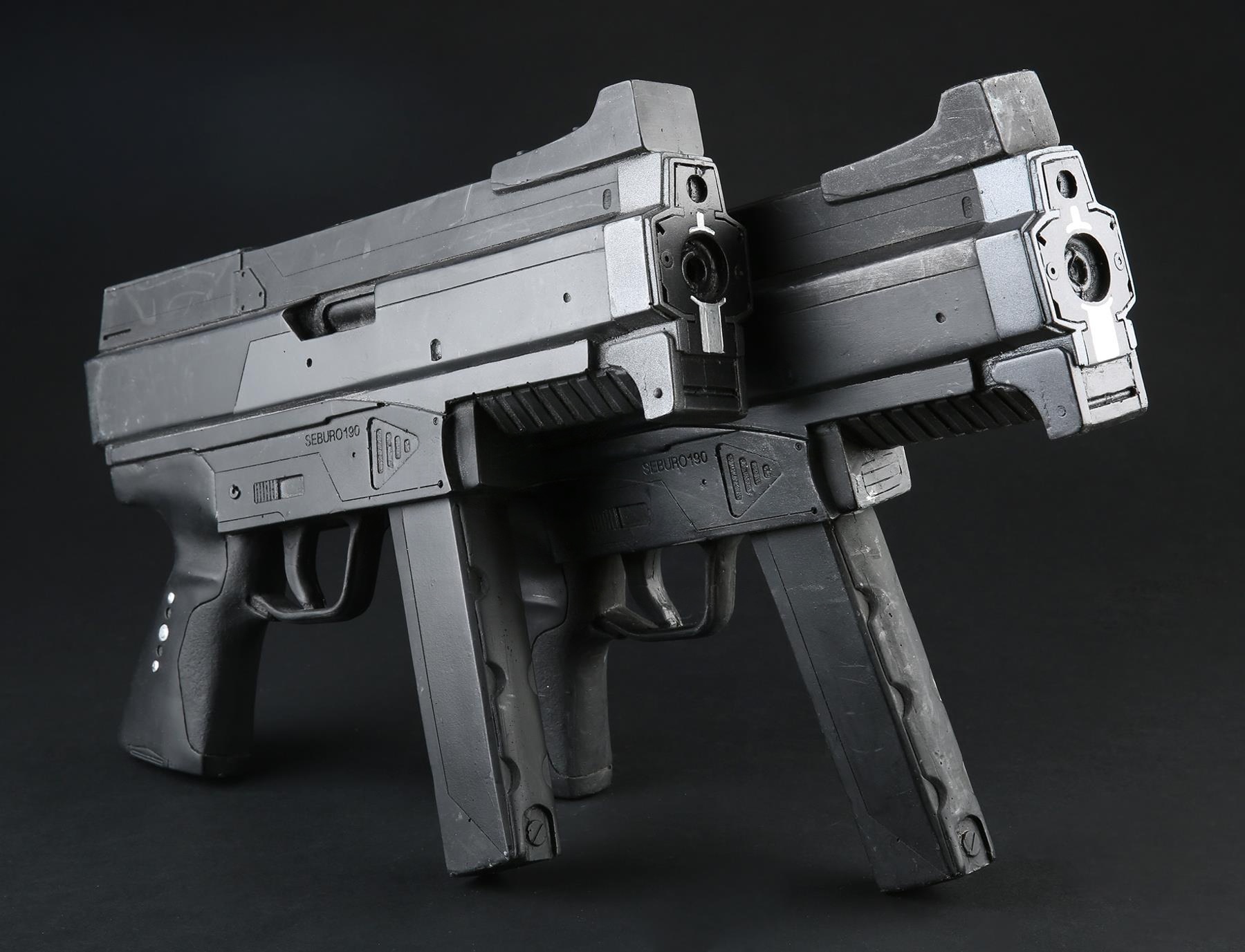 Prop Batou SMG